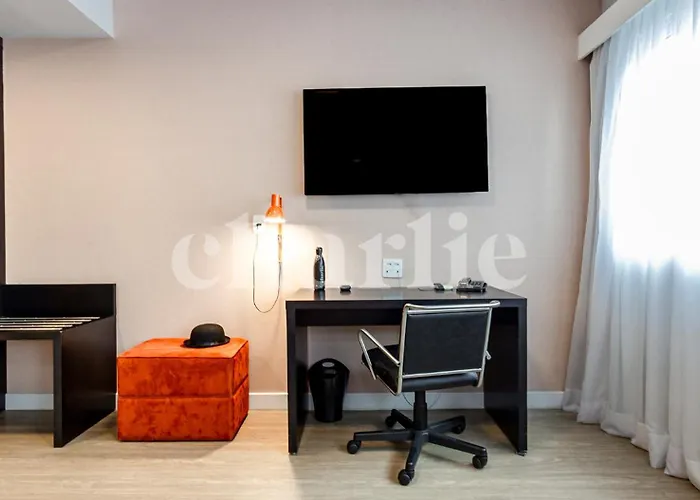 Paraiso Suites By Charlie